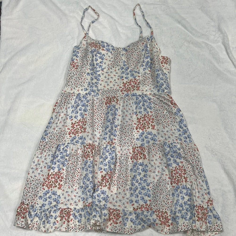 Dress, White base with pink and blue floral patterns, size XL but fits L